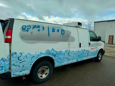Chevrolet Express 3500 Refrigerated Van Professionally insulated & Carrier Integra 30S refrigeration...