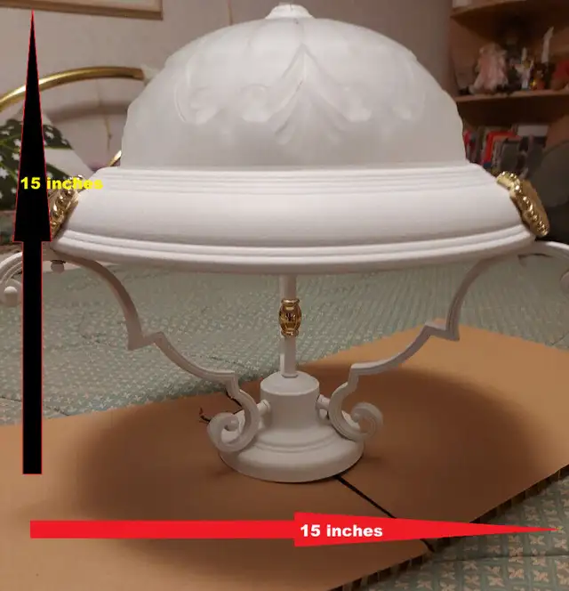 VINTAGE LIGHT FIXTURE in Indoor Lighting & Fans in Markham / York Region - Image 4