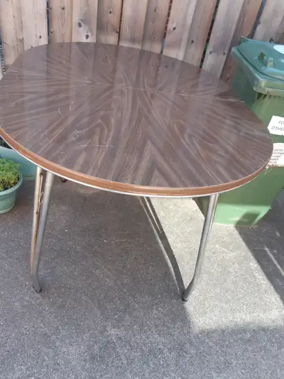 Retro Table, View more