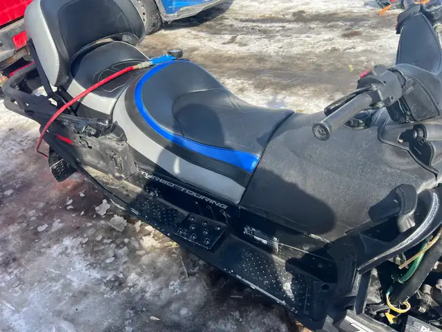 skidoo artic cat 2006 660 turbo comme neuf in Snowmobiles in Trois-Rivières - Image 7