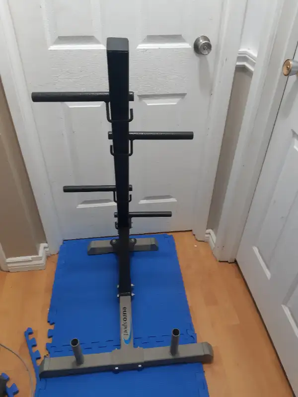 weight stands/rack in Other in Delta/Surrey/Langley - Image 3