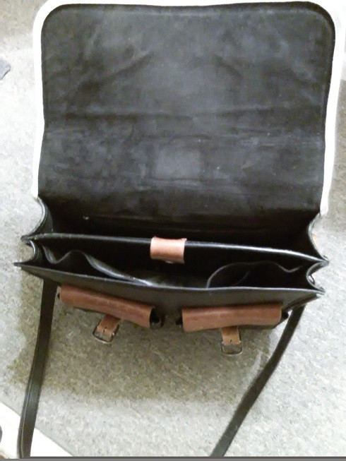 All Leather Off./Laptop tote bag-good cond. in Laptops in City of Toronto - Image 3