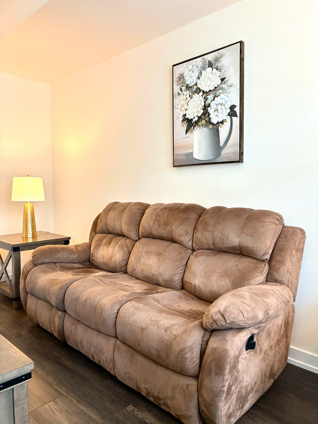 Brown Microsuede Sofa in Couches & Futons in Markham / York Region - Image 2