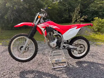 2019 Honda CRF250F – Excellent Condition – $4,500 Selling our 2019 Honda CRF250F. The bike is in exc...