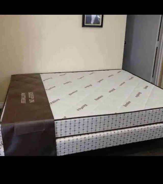 matelas avaliable in Beds & Mattresses in City of Montréal - Image 2