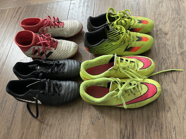 Kids soccer cleats (used) in Kids & Youth in St. Catharines