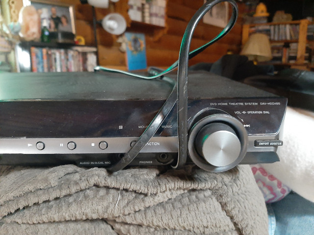 SONY DVD CD PLAYER in CDs, DVDs & Blu-ray in Whitehorse - Image 2