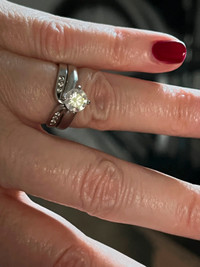 Beautiful 18k white gold diamond engagement set.