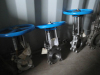 Stainless steel knife valves