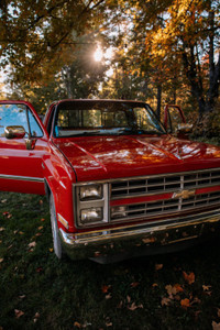 AD PAUSED - 1986 Chevy C10