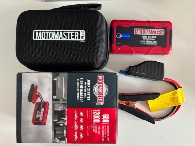 MotoMaster Booster Pack/Jump Starter & USB Power Bank, 600AMP in Other Parts & Accessories in Markham / York Region
