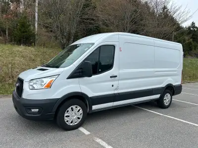“ Financing & Commercial Leasing” 2021 Ford Transit 250 , Medium Roof , 148 Series , 6cyl (3.5Ltr) ,...