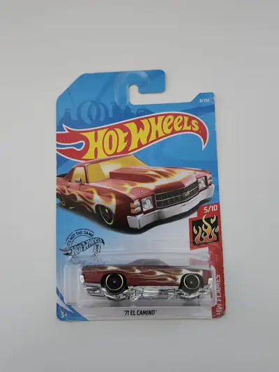 Hot Wheels '71 El Camino 5/10 (Minor Package Wear)