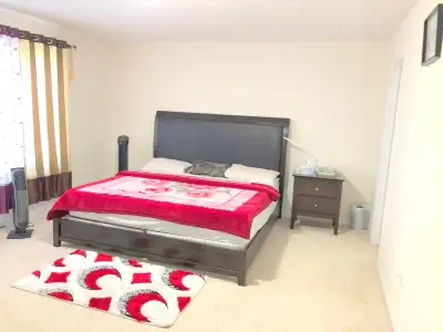 Occupancy Fully Private Master Bedroom  with Ensuite for Couple