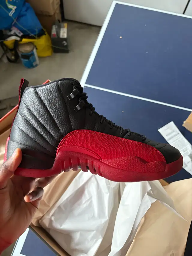 ** Nike Air Jordan 12 Flu game size 8, 10.5, 11 ** in Men's Shoes in Oakville / Halton Region - Image 2