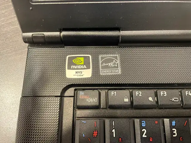 Toshiba Tecra S11  Intel Core i5 520M NVIDIA  new SSD in Laptops in Longueuil / South Shore - Image 4