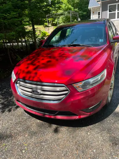 Leather Interior, Sunroof, Nearly New All-Weather Tires, Rust Checked, MVI To April 2027