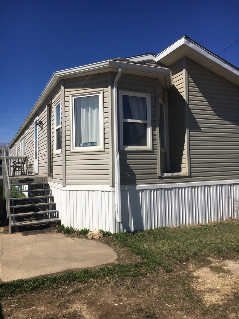 Large lot and manufactured home Commercial & Office Space for Sale