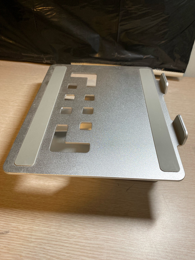 Adjustable Laptop Stand  in Laptop Accessories in Markham / York Region - Image 3