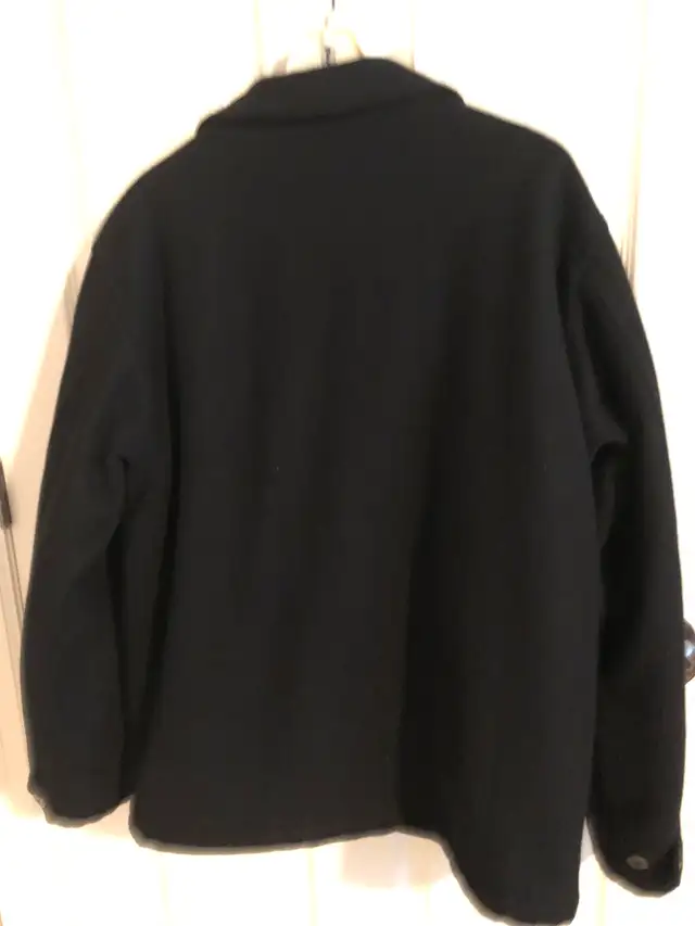 Tim Hortons  Mens Wool winter jacket in Black plus toque & scarf in Men's in Chatham-Kent - Image 5