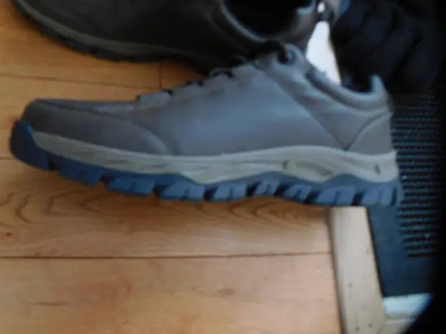 New casual sport shoes in Men's Shoes in Oshawa / Durham Region - Image 2