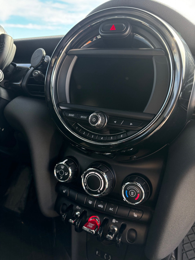 Mini Cooper 2015  in Cars & Trucks in Winnipeg - Image 2