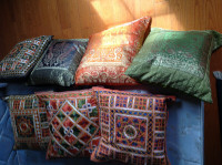 NEW DECORATIVE CUSHIONS WITH INSERTS