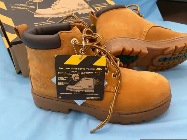 Roots TUFF leather boot  - size 5.5M/7.5W (brand new) in Women's - Shoes in Markham / York Region - Image 8