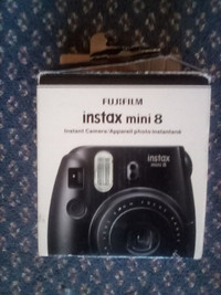 Fujifilm instax mini 8 digital camera black