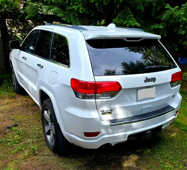 2015 JEEP Grand Cherokee Overland 