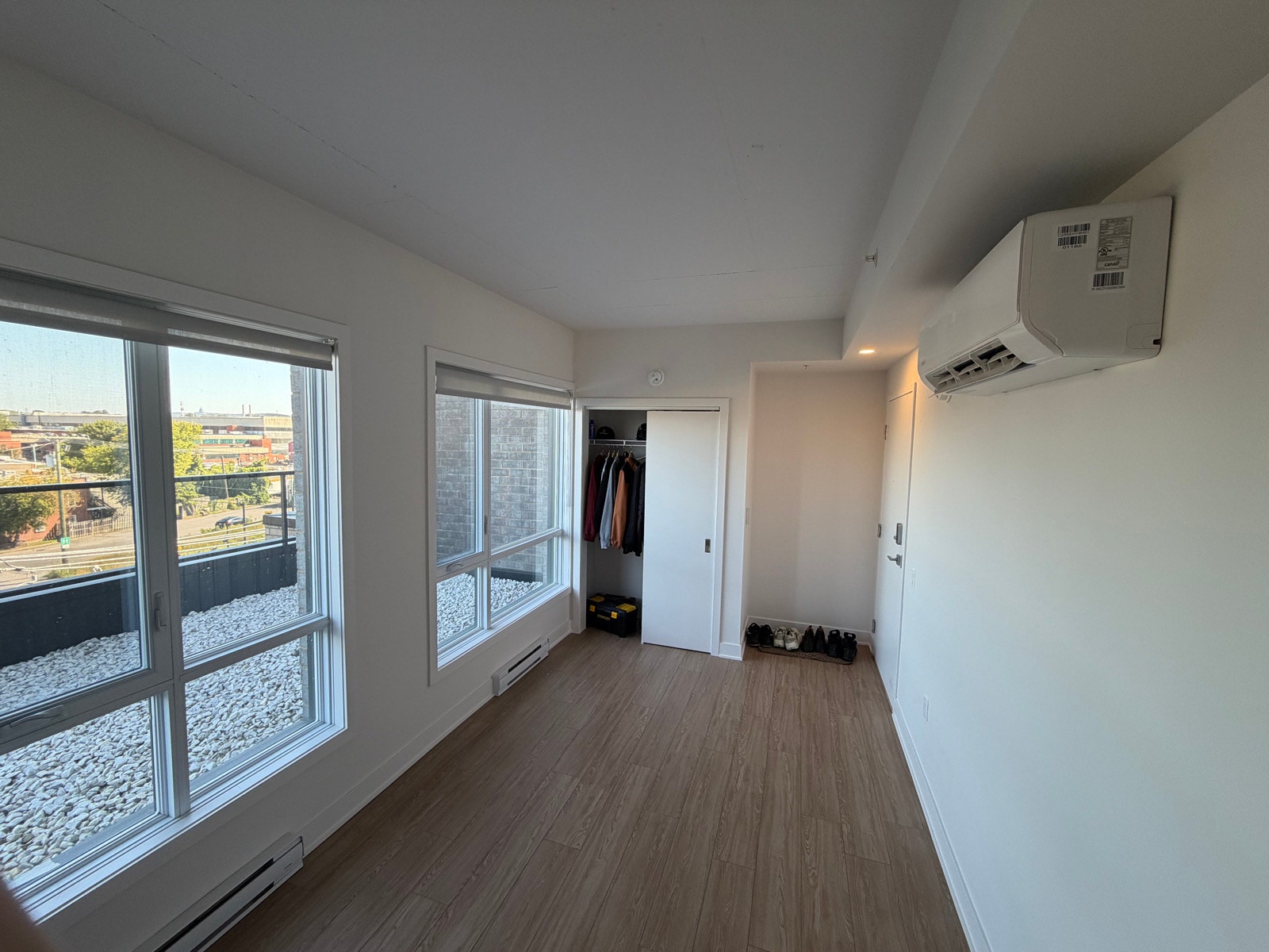 365 Av. George-V — photo 2