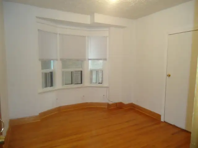 1st Floor bedroom Dec 1, Bloor & Dufferin/Can Be Furnished Image# 1