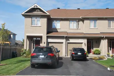 3+1 BDR End Unit Town House,  Avalon, Orleans, July 15th/Aug 1st