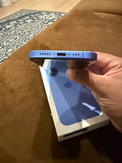 iPhone 16 ultramarine 128G, View more