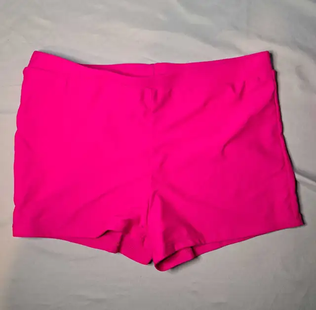 NEW Magenta Pink Lace 2pc Tankini Swimsuit w/Boy Shorts in Women's - Other in Edmonton - Image 9