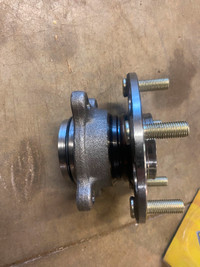 Trailer axles  hubs