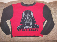 Authentic Darth Vader Star Wars sweaterGood shapeKids Size 10$10