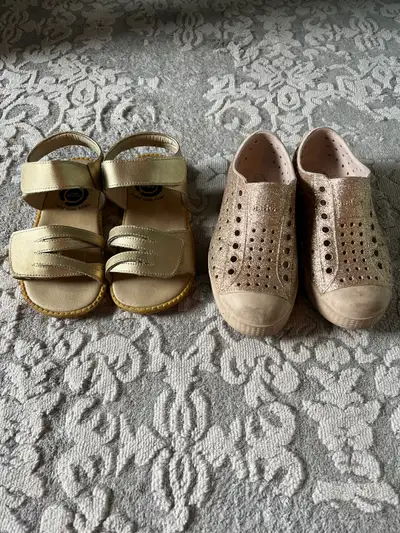 Girls sz 11 spring shoes and  sz 5 dresses, View more