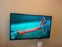 40 inch LG TV for sale