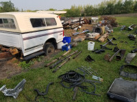 Assorted OBS f150 / F250 / F350 / Bronco and Super Duty parts