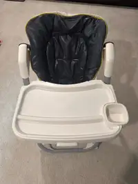 High chair adjustable height