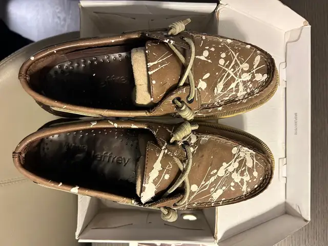 SPERRY TOP-SIDER BROWN WHITE PAINT FOR MEN US8.5 FOR JEFFREY NYC in Men's Shoes in City of Toronto - Image 2