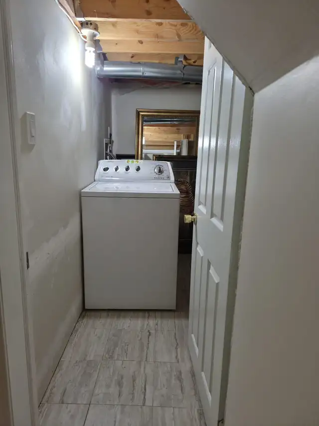 Basement apartment for rent in Room Rentals & Roommates in Oshawa / Durham Region - Image 6