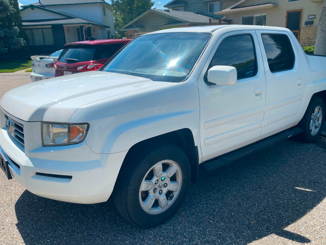 2007 Honda Ridgeline AWD in Cars & Trucks in Calgary