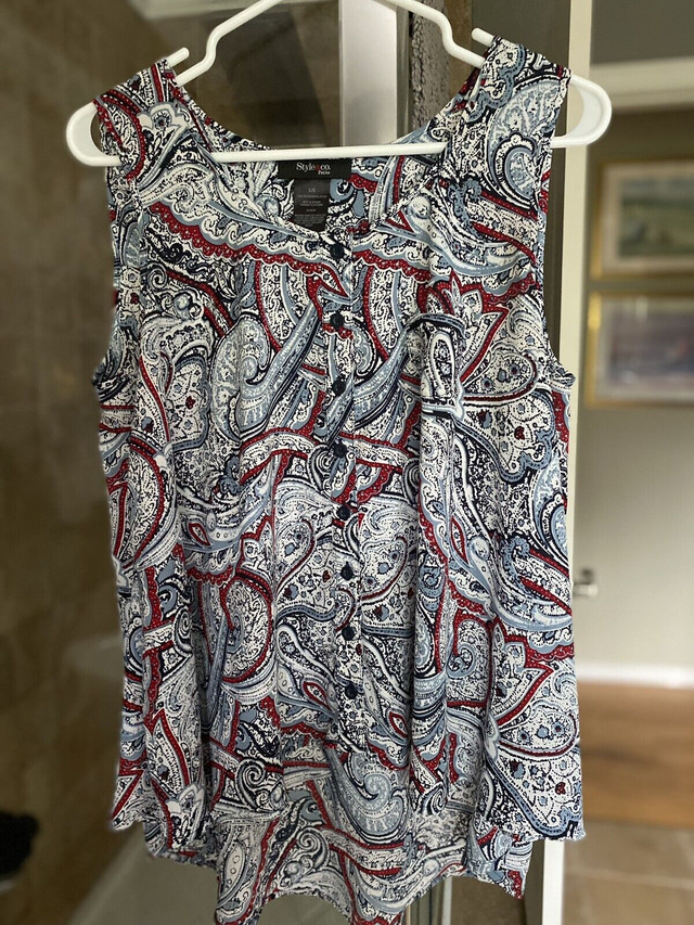 Chandails / camisoles/ blousel in Women's - Tops & Outerwear in Gatineau