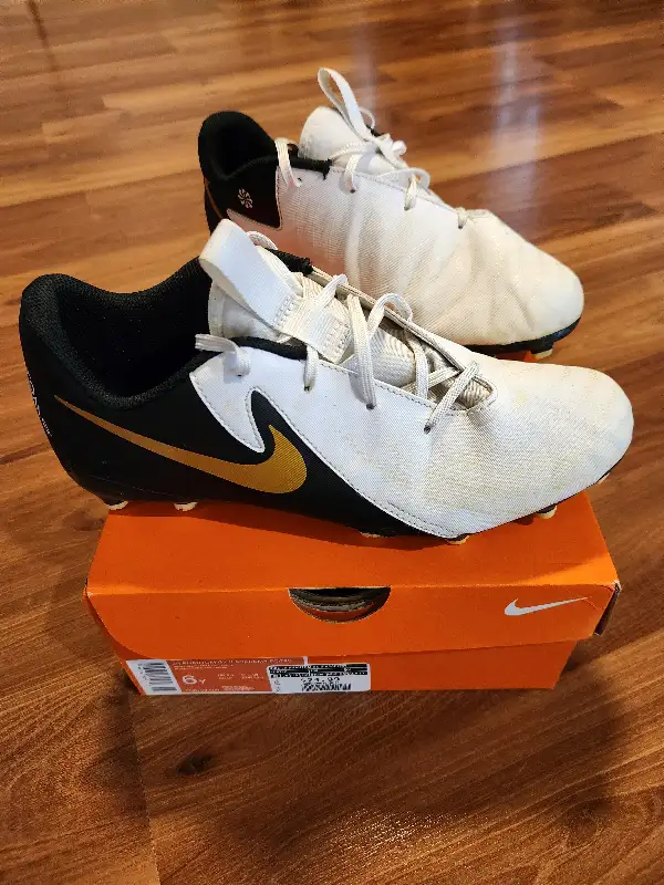 Chaussures de Soccer in Soccer in Gatineau - Image 2