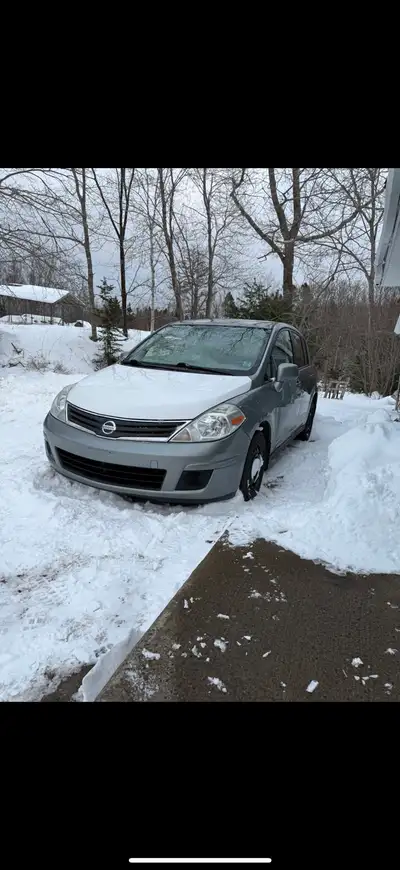 2011 Nissan Versa 1.8L READ AD!!! Only 152,000 Km’s Mvi'd Till April 2026, Cars In Great Shape (No R...