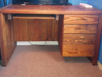 Solid Desk - Southern Yellow Pine