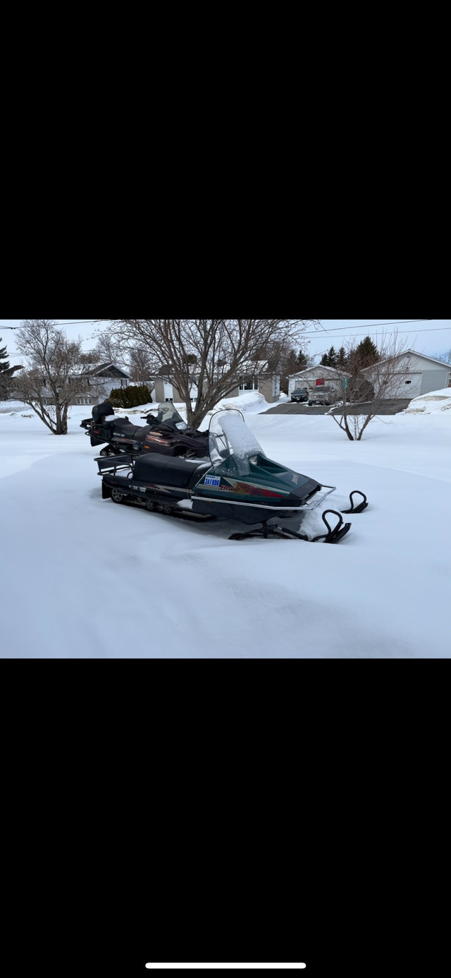 Bravo Skidoo in Snowmobiles in Sudbury