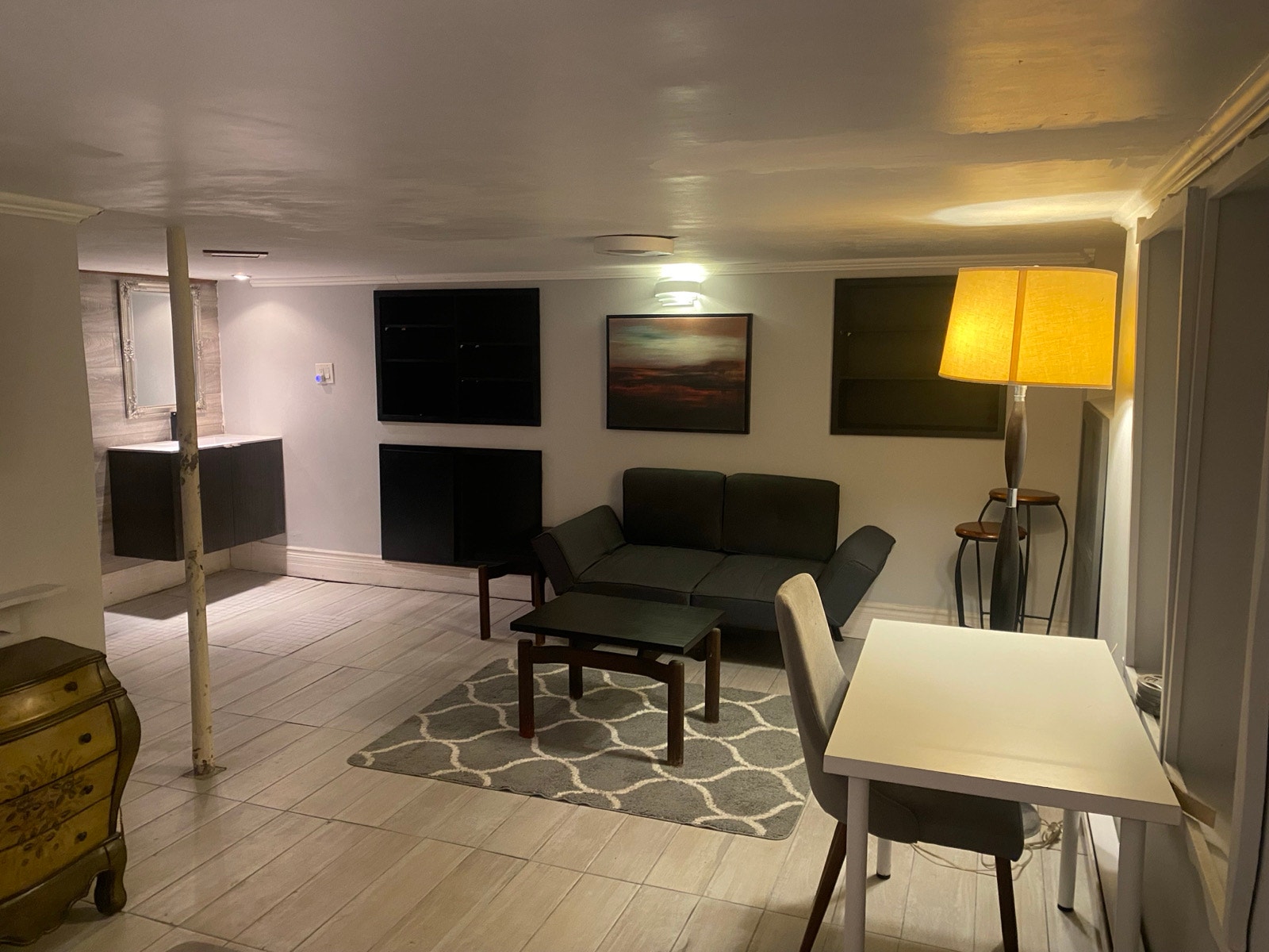 Mega Grande Chambre 300 SQF pour etudiants — photo 1